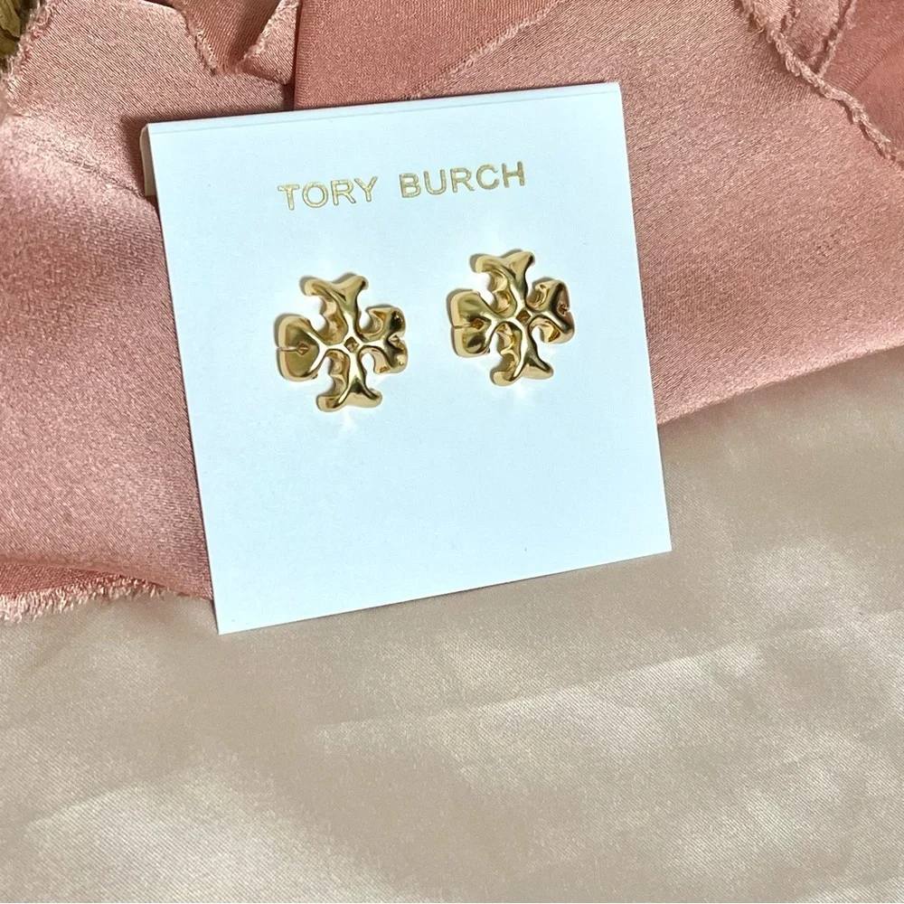 Tory Burch Logo Large Stud Earrings - Picture 3 of 5